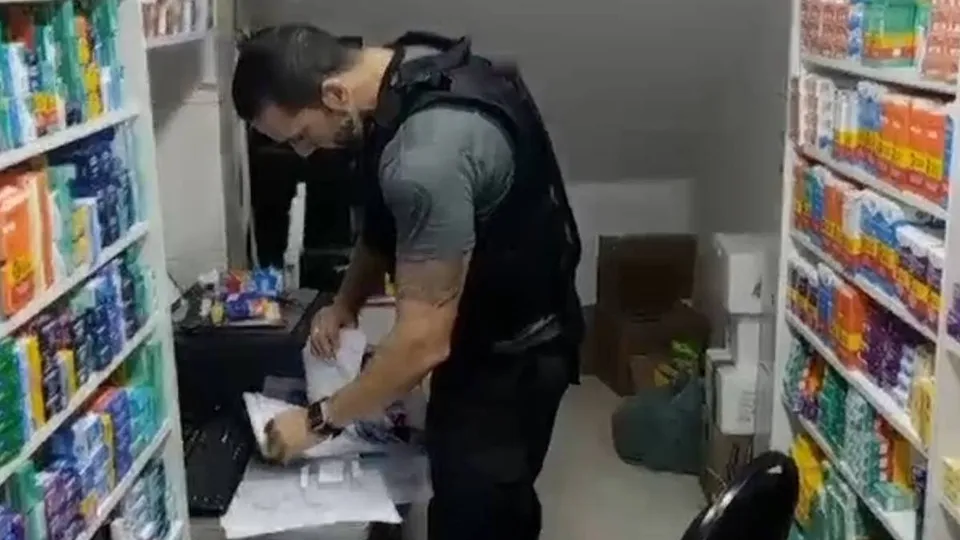 Polícia Civil do Rio realiza operação contra farmácias suspeitas de lavagem de dinheiro