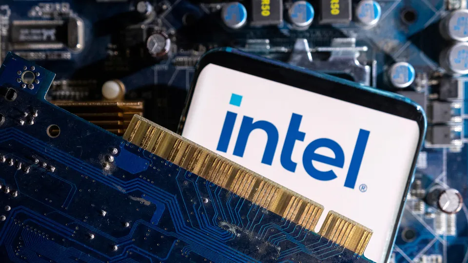 EUA anunciam subsídio de US$ 7,9 bilhões à Intel para fortalecer produção de semicondutores