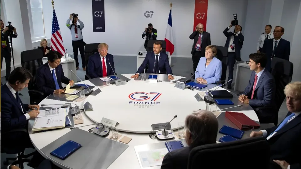 Ministros das Relações Exteriores do G7 expressam preocupação com a escalada de tensões após disparo de míssil russo em território ucraniano.