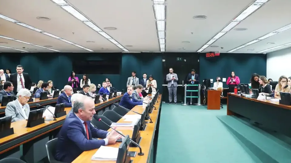 A CCJ da Câmara deve decidir nesta quarta-feira sobre uma PEC que pode eliminar as condições legais para a interrupção da gestação.