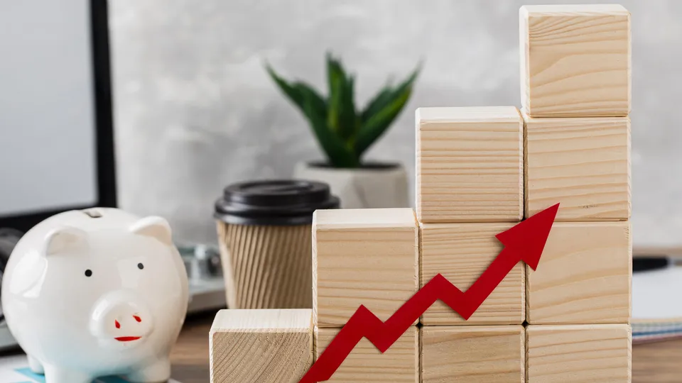 Expectativa em torno do pacote fiscal impulsiona alta nas taxas de juros futuros nesta quarta-feira.