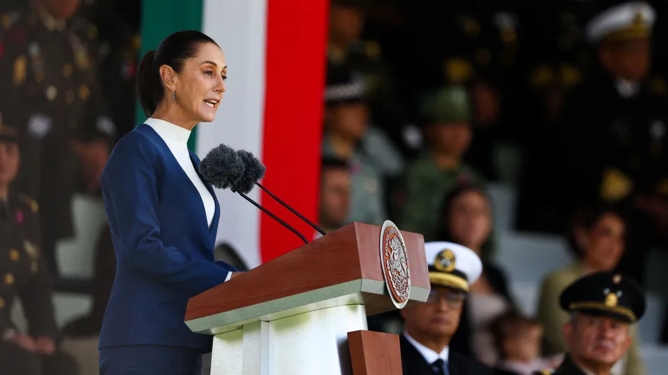 A presidente do México destacou a ausência de caravanas migratórias em direção à fronteira e a colaboração em segurança.