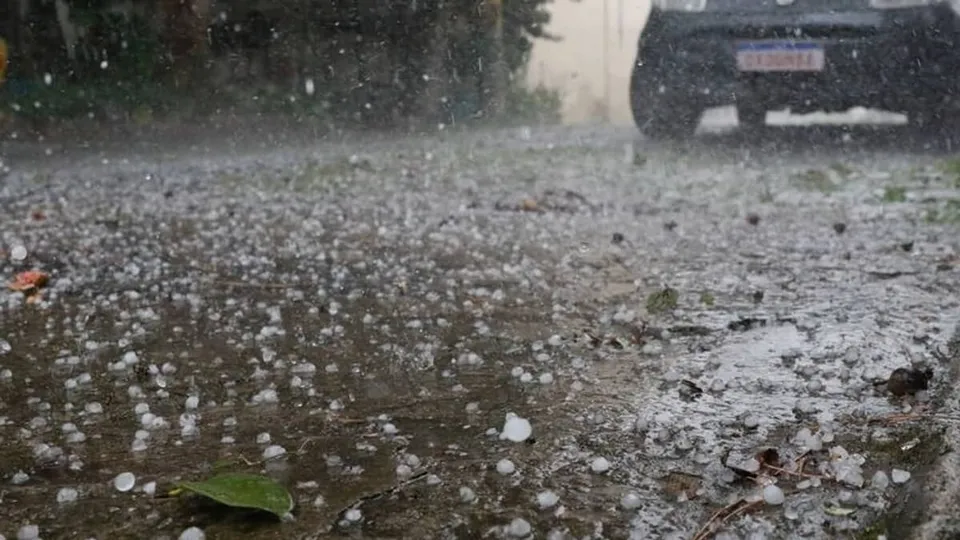 Instituto Nacional de Meteorologia prevê chuvas intensas e ventos fortes em diversas regiões do estado