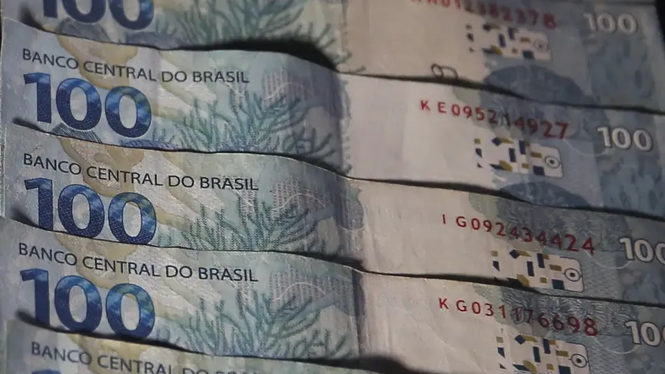 Dívida pública federal cresce 1,8% em outubro e alcança R$ 7,072 trilhões