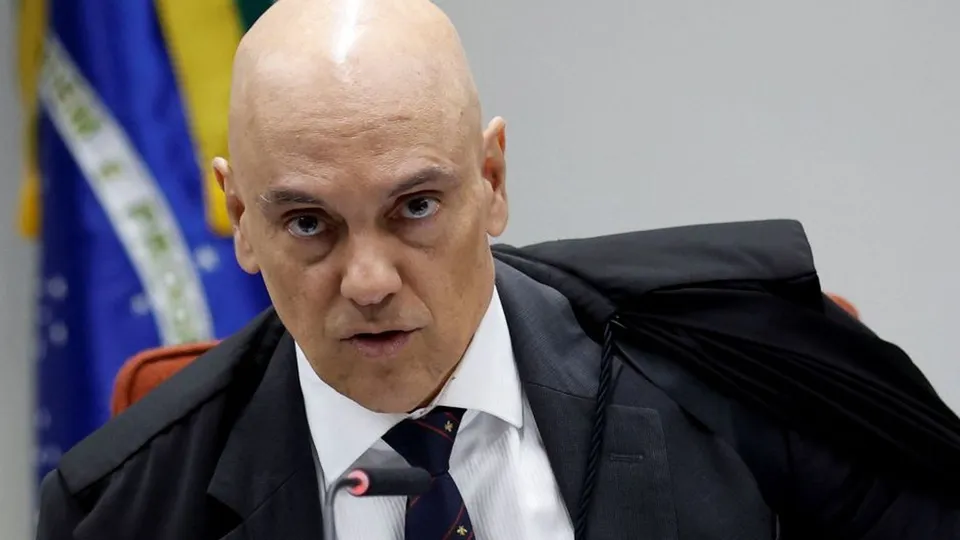 Ministro Alexandre de Moraes contribui para campanha de quitação do estádio do Corinthians