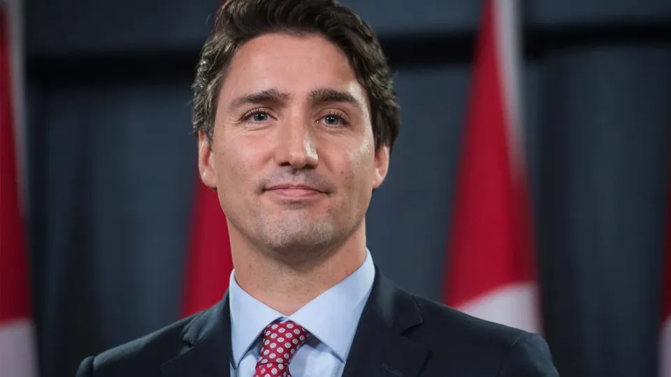 O governo canadense estuda a imposição de tarifas sobre produtos americanos em resposta a possíveis taxas de Trump.