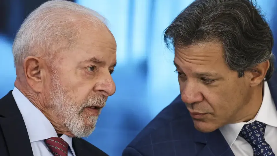 Resultado de outubro é o maior já registrado, acumulando R$ 2,2 trilhões em 2024 até agora.