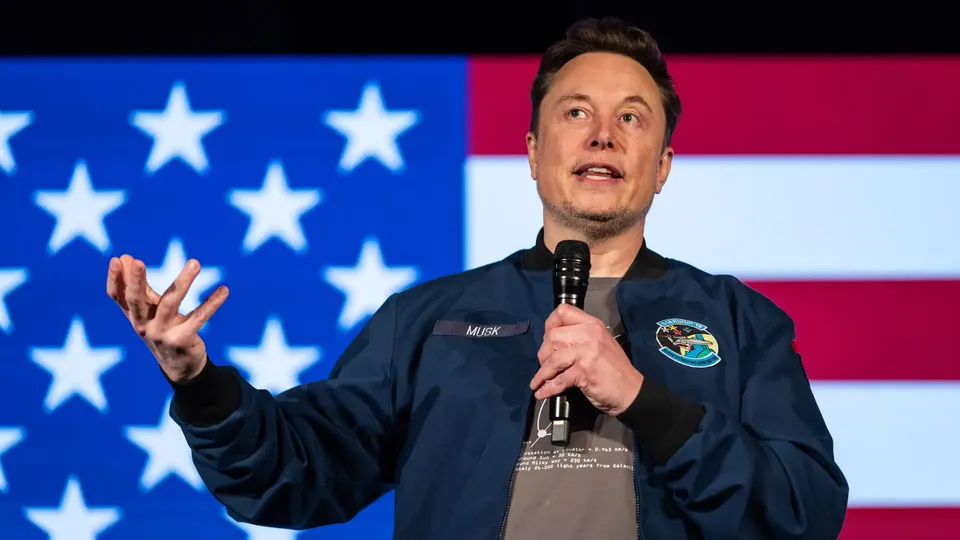 Elon Musk planeja cortes significativos em gastos públicos e funcionários nos EUA