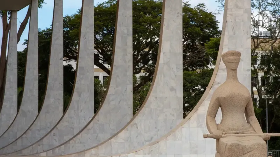 STF analisa responsabilidade das redes sociais em julgamento marcado para quarta-feira