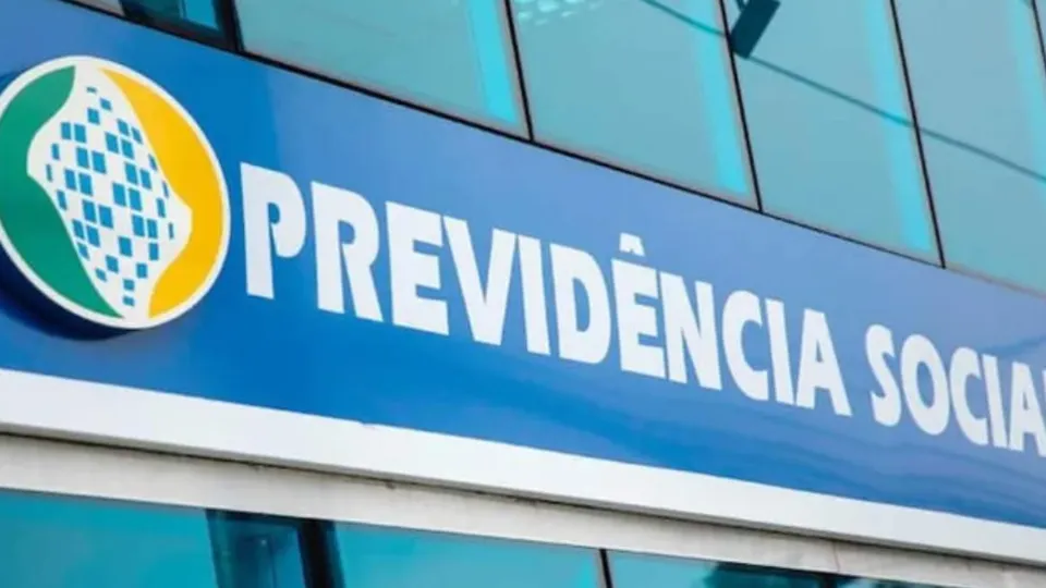 Aposentados, pensionistas e beneficiários receberão até 6 de dezembro, com datas escalonadas.