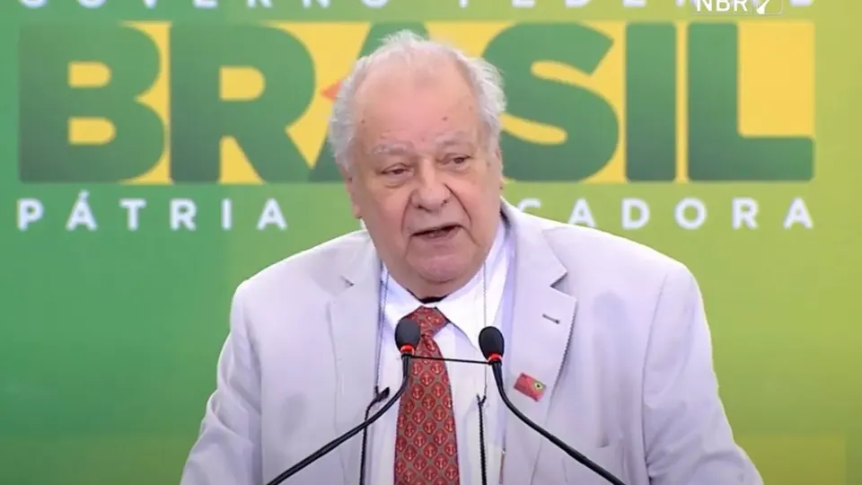 Rogério Cezar de Cerqueira Leite faleceu em São Paulo, deixando um legado significativo na ciência brasileira.