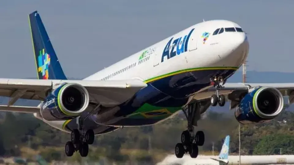 Iniciativa do governo federal garante passagens aéreas por até R$ 200 para aposentados em todo o país.