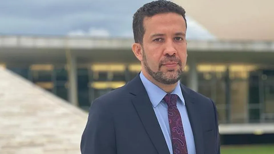 Deputado alega 'desvio de finalidade' do Partido Liberal e pede ação contra práticas antidemocráticas
