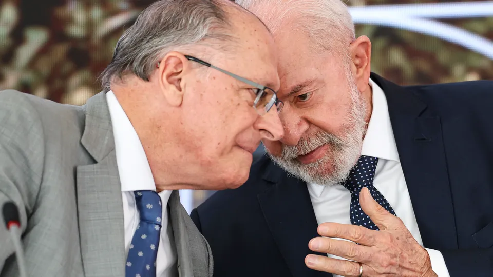 Vice-presidente afirma que medidas de austeridade podem estabilizar a moeda americana se aprovadas rapidamente.