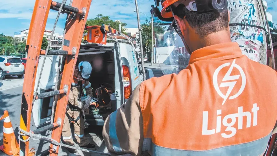 Light implementa plano especial para o verão 2024/2025 visando garantir fornecimento de energia