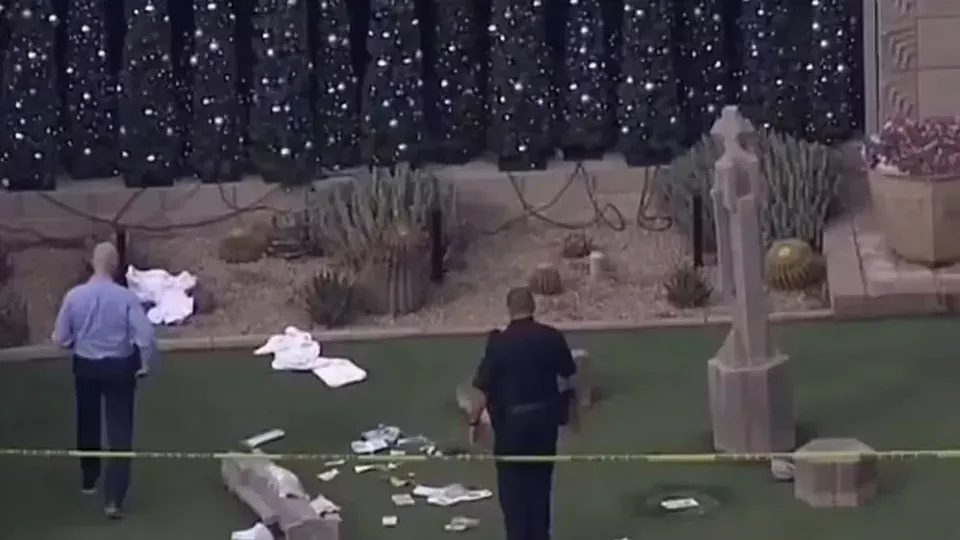 Criança de 8 anos morre após acidente com estátua em resort nos EUA; investigação em andamento.