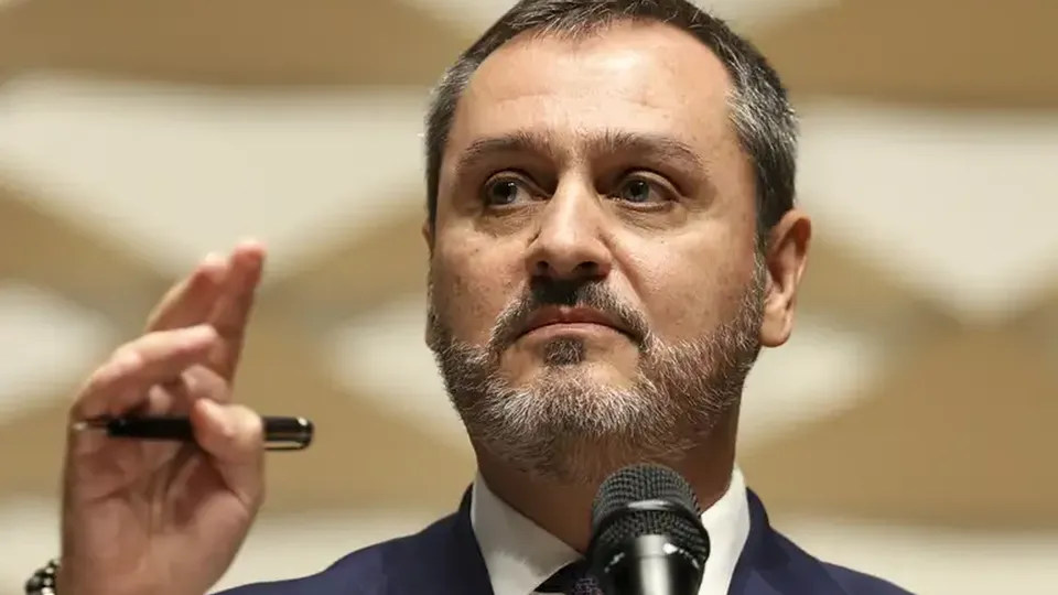 Andrei Rodrigues defende a autonomia da PF durante encontro com jornalistas em Brasília.