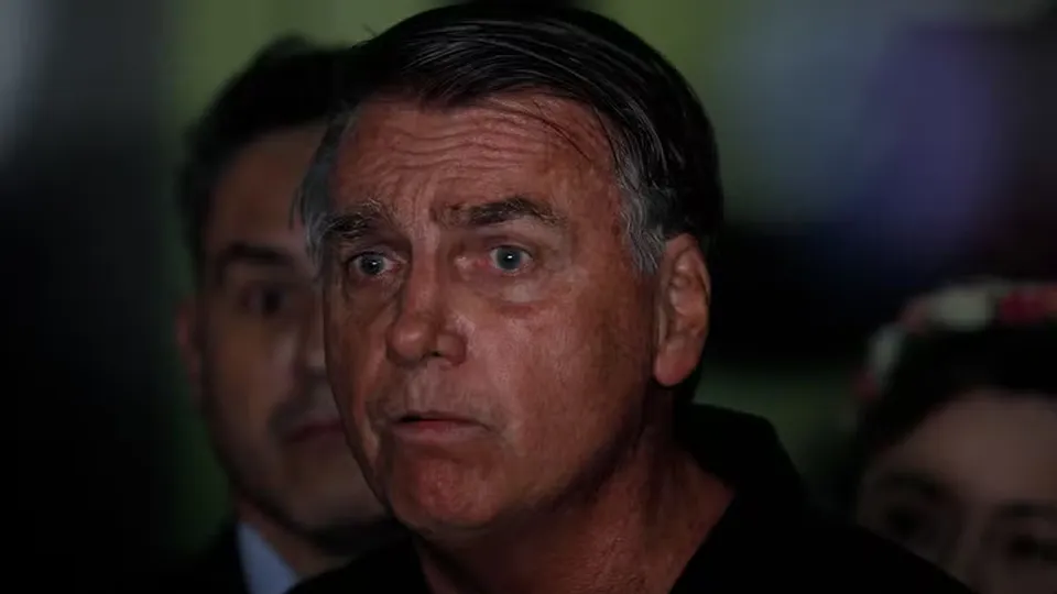 Ex-presidente afirma que pagamento foi feito via pix e tudo foi declarado ao fisco.
