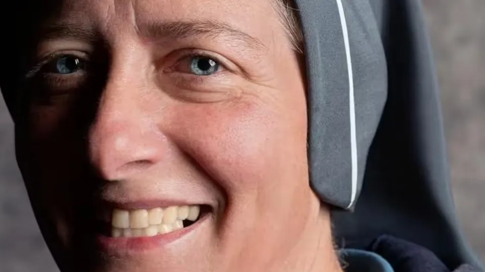 Anna Donelli, de 57 anos, é acusada de atuar como intermediária da máfia em prisões italianas.