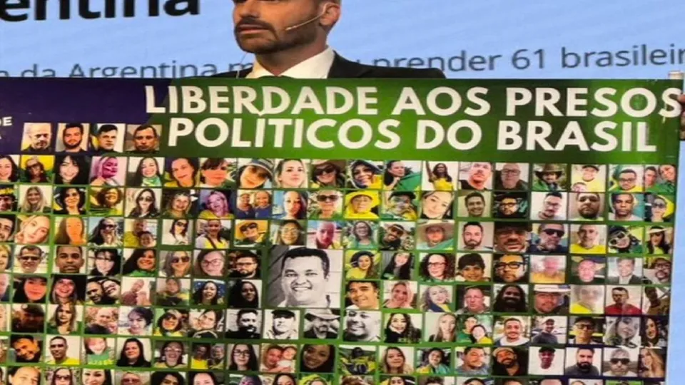 Durante a Conferência da Ação Política Conservadora, deputado pede asilo a 61 foragidos dos atos de 8 de janeiro.