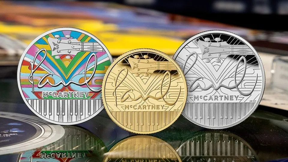 Royal Mint lança coleção de moedas em homenagem a Paul McCartney no Reino Unido