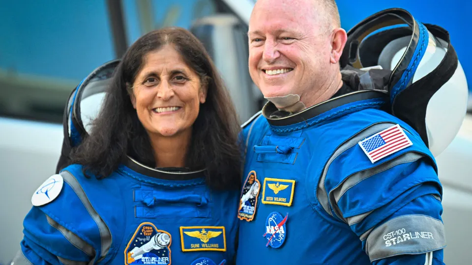 Butch Wilmore e Suni Williams, que deveriam retornar em dias, agora permanecem até fevereiro de 2025.