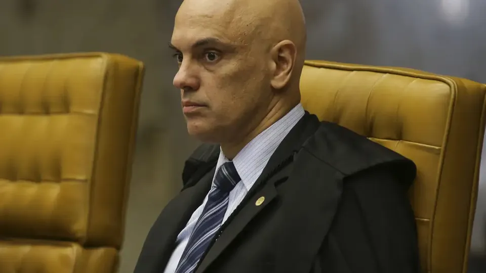 Polícia Federal solicita compartilhamento de provas entre investigações do golpe e Abin