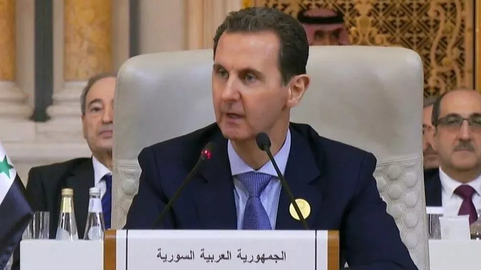 Após o avanço de forças rebeldes, Assad e sua família teriam encontrado abrigo em Moscou, segundo fontes russas.