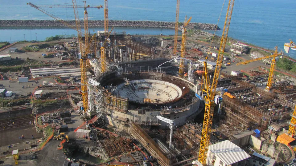 Retomada das obras da usina nuclear Angra 3 pode gerar 10 mil empregos diretos e movimentar R$ 21 bi