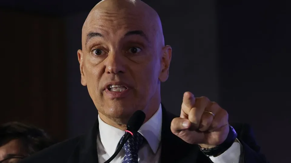 Moraes proíbe Cremesp de requisitar prontuários de pacientes que abortaram legalmente