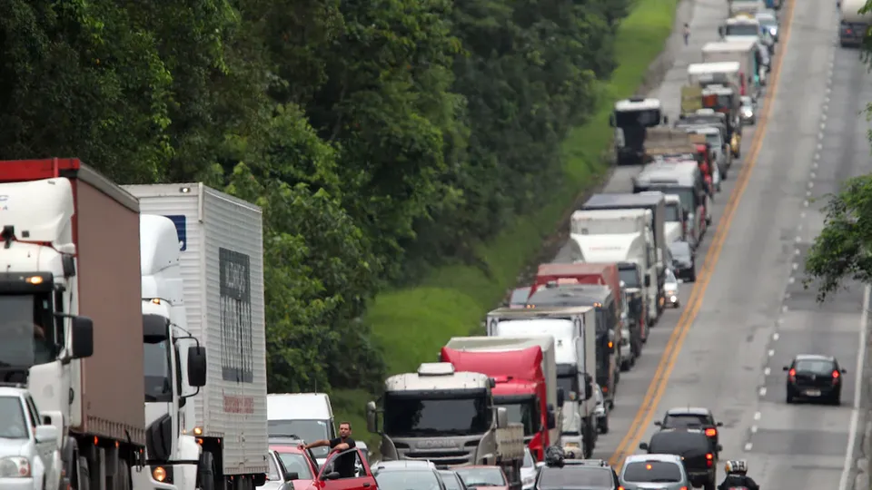 Aumento nos pedágios da Rodovia Régis Bittencourt entra em vigor em dezembro