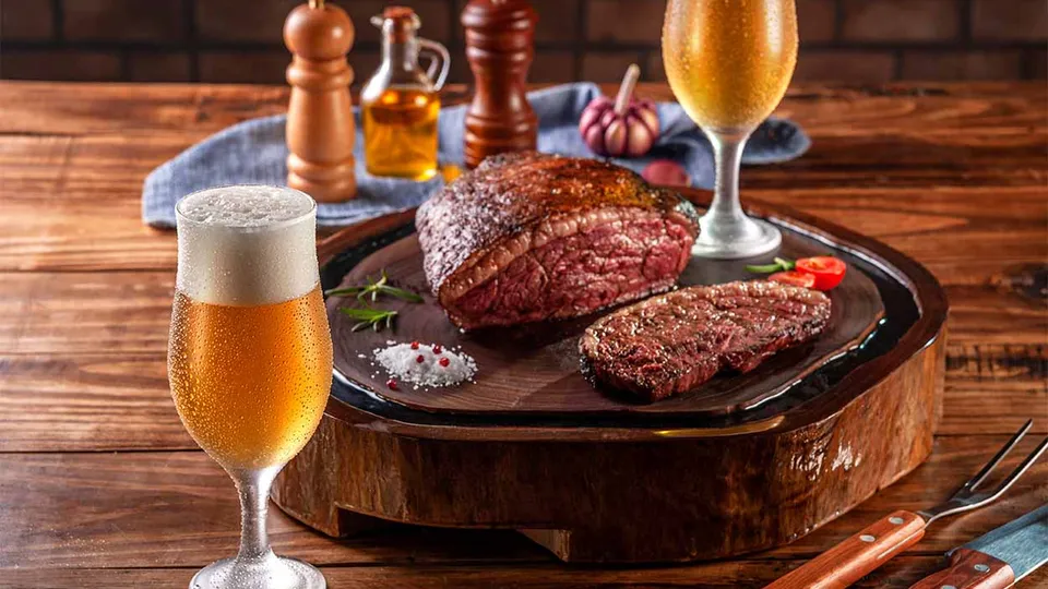 Decisão do TCE-PR determina devolução de R$ 4.972,96 por compras irregulares de carne, cerveja e fogos de artifício