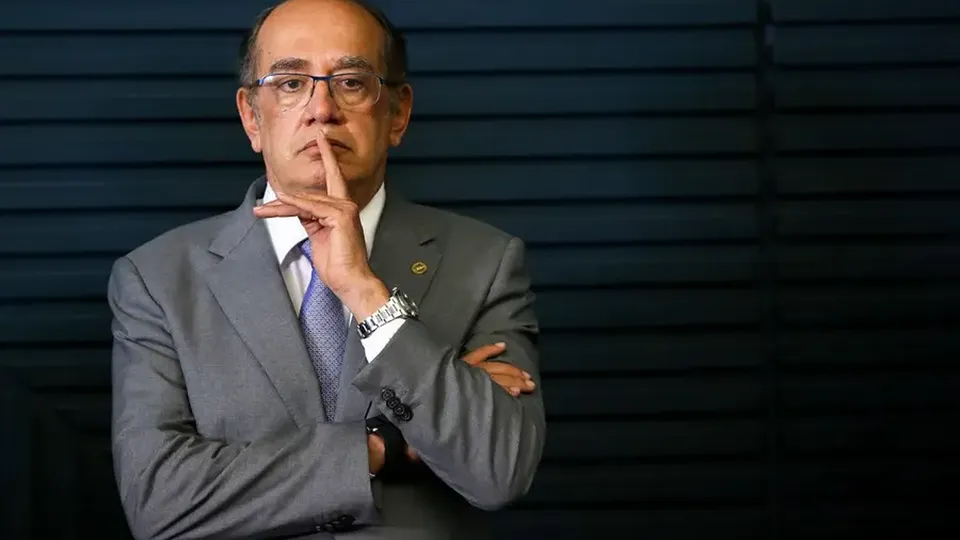 Gilmar Mendes critica modelo atual de responsabilidade das redes sociais em julgamento