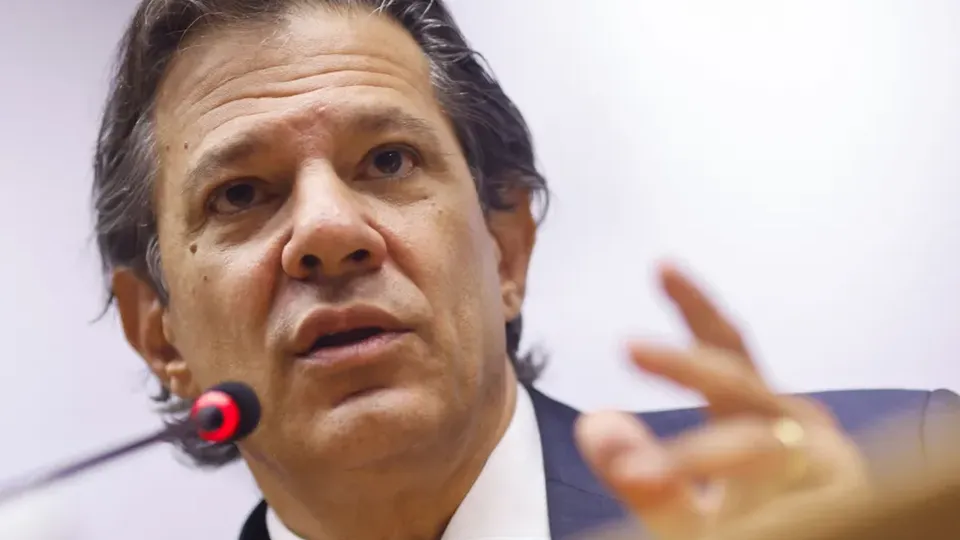 Ministro da Fazenda, Fernando Haddad, afirma que economia brasileira terá desempenho superior ao previsto pela SPE.