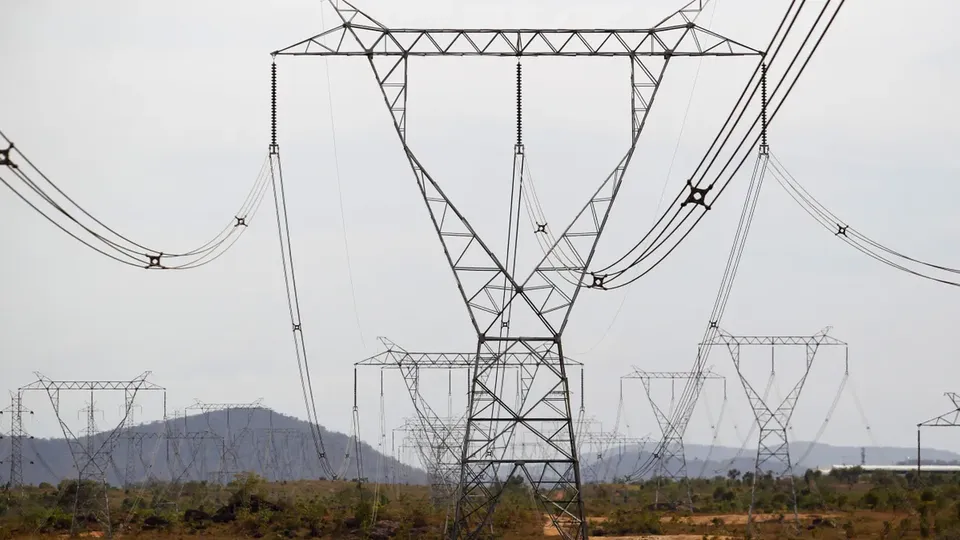 Com 10.321 MW adicionados, 91% da nova capacidade vem de energia solar e eólica, segundo a Aneel.