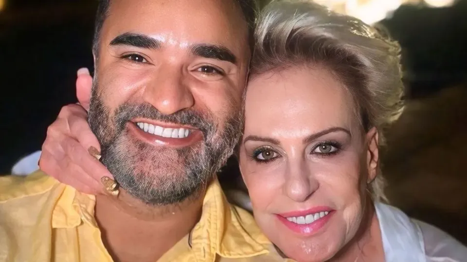 Ana Maria Braga revela como conheceu o namorado: 'Ele me olhou e pronto'