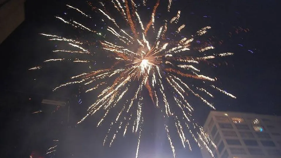 A festa de Ano Novo começa às 16h30 do dia 31 de dezembro e promete atrair milhões de pessoas