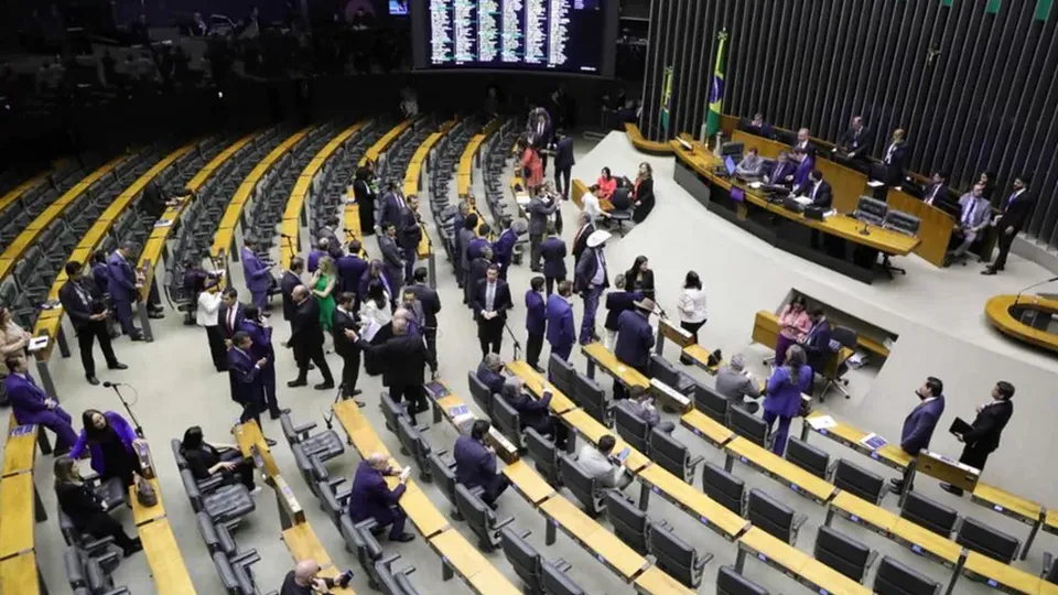 Câmara dos Deputados vota hoje projeto de regulamentação da reforma tributária