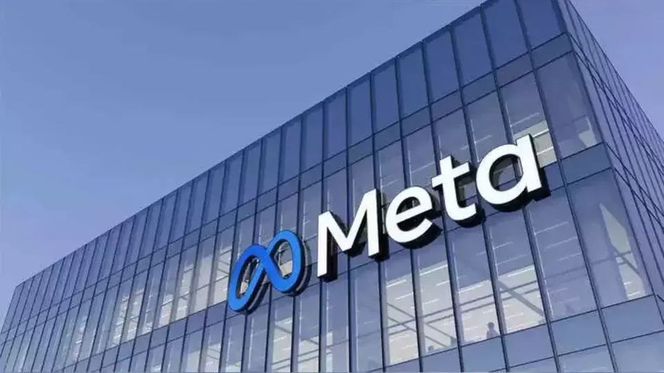 A Comissão Irlandesa de Proteção de Dados multou a Meta após falha de segurança que expôs dados de milhões de usuários.
