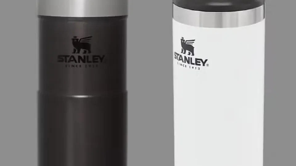 A Stanley anunciou recall de 401 mil garrafas térmicas com risco de queimaduras; entenda como proceder para a troca.