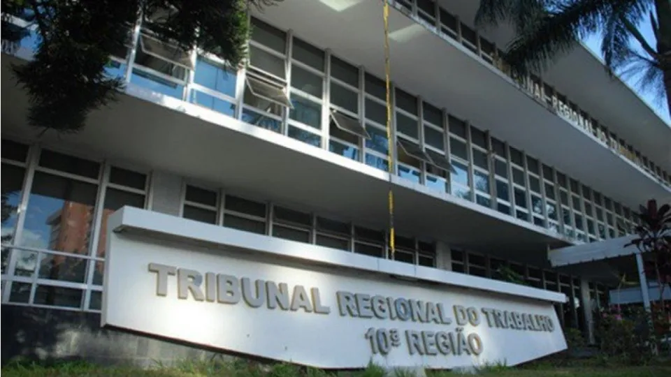 O concurso oferece oportunidades para analistas e técnicos judiciários com inscrições a partir de 27 de dezembro.