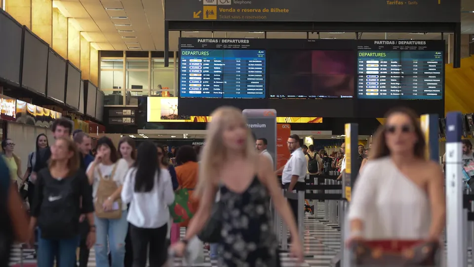 Aena informa que, por conta das condições meteorológicas, três voos foram redirecionados para outros aeroportos da região.