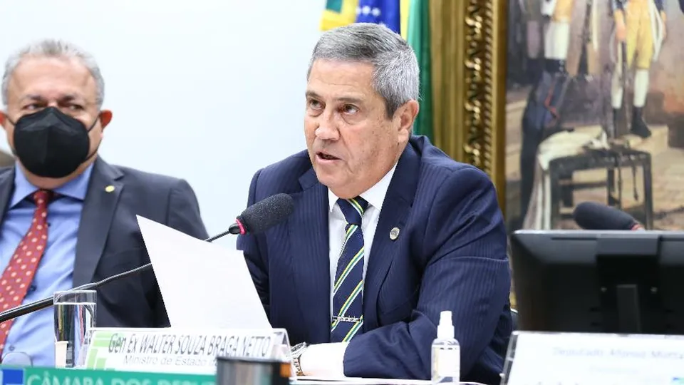 Procuradoria-Geral da República argumenta que manutenção da prisão é necessária para evitar obstruções na investigação.