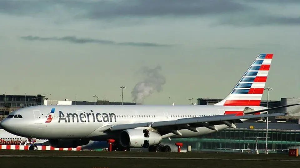 American Airlines retoma voos nos EUA após falha técnica em véspera de Natal