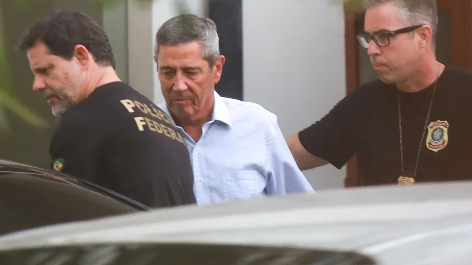 Advogados argumentam que Braga Netto não representa risco às investigações e não possui histórico de desobediência a ordens judiciais.
