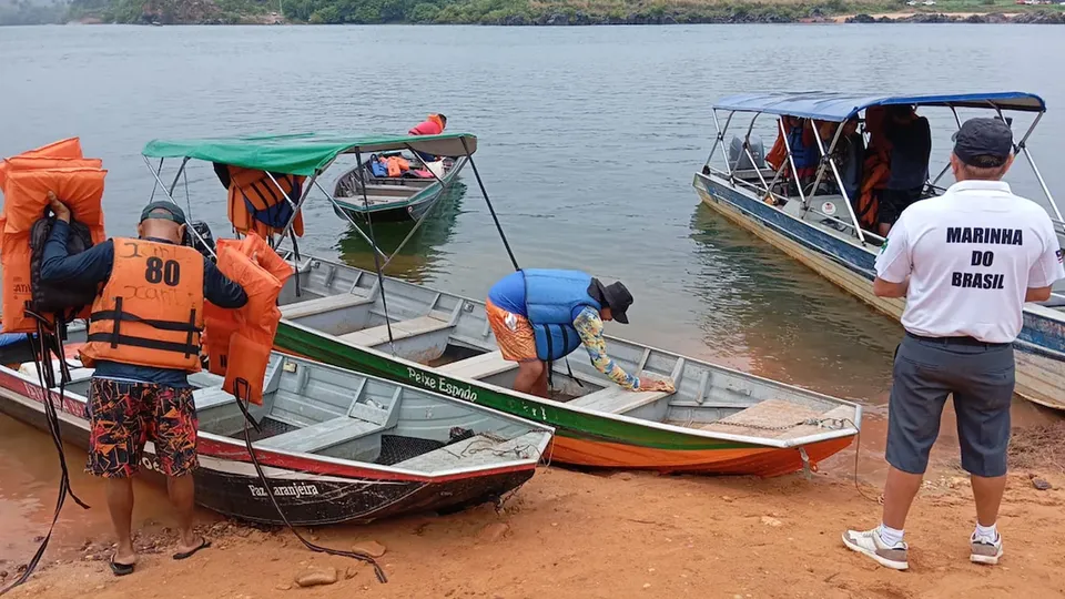 Marinha do Brasil mobiliza 44 militares para buscas após queda de ponte no Tocantins