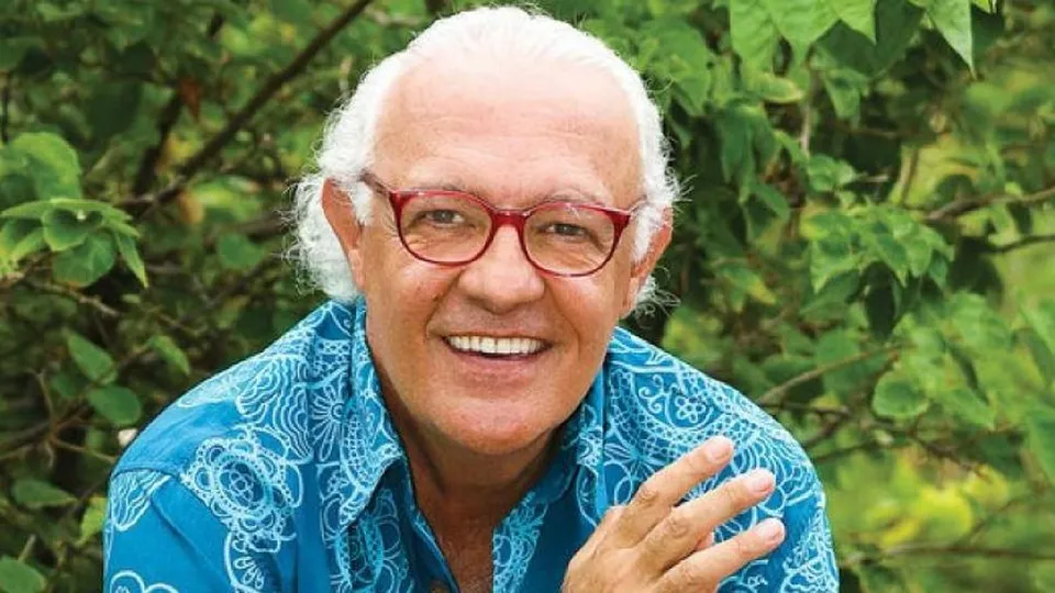 Morre Ney Latorraca, ator icônico da TV brasileira, aos 80 anos no Rio de Janeiro