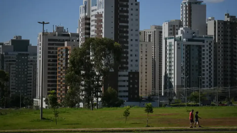 Em dezembro, o índice registrou aumento de 0,94%, impactando reajustes de locação em janeiro.
