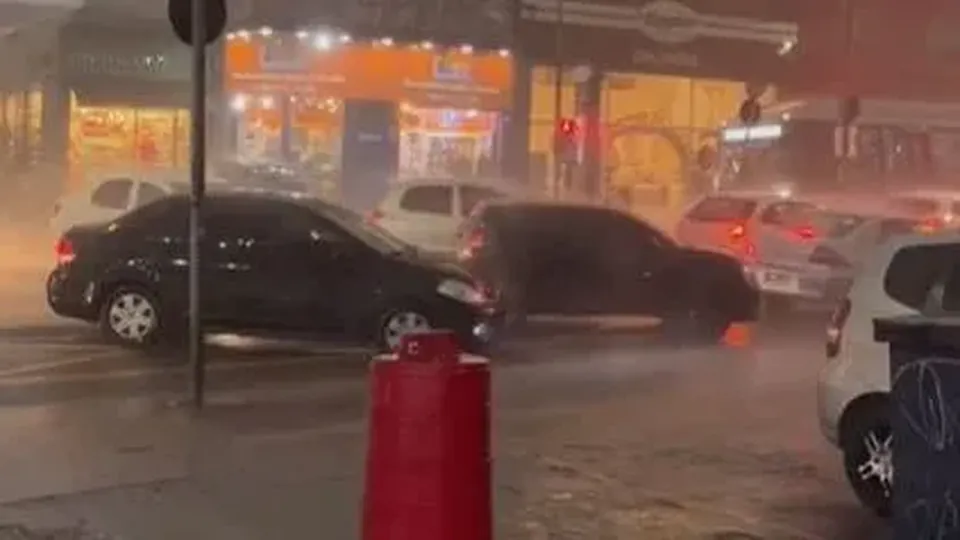 De acordo com o Inmet, a partir de sexta-feira (27), a previsão é de chuvas significativas, especialmente no Sudeste.