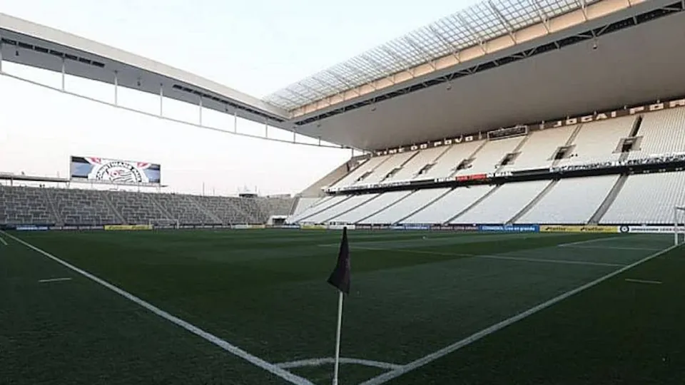 Campanha de doações do Corinthians enfrenta dificuldades e arrecada apenas 4,8% da meta